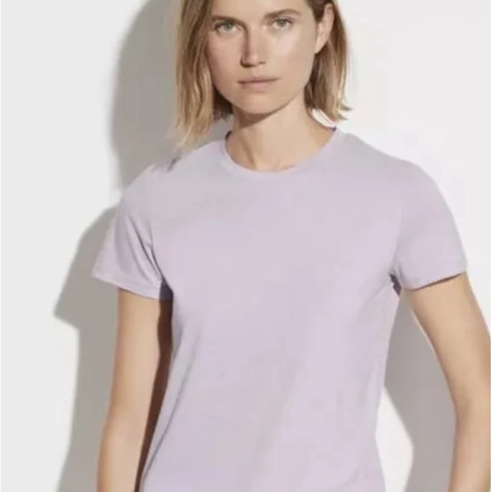 Vince light purple lavender 100% pima cotton XXX T-shirt. New without tags.